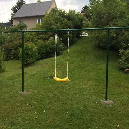 Elegante Mit Kaminofen Im Thueringer Wald 아파트 *