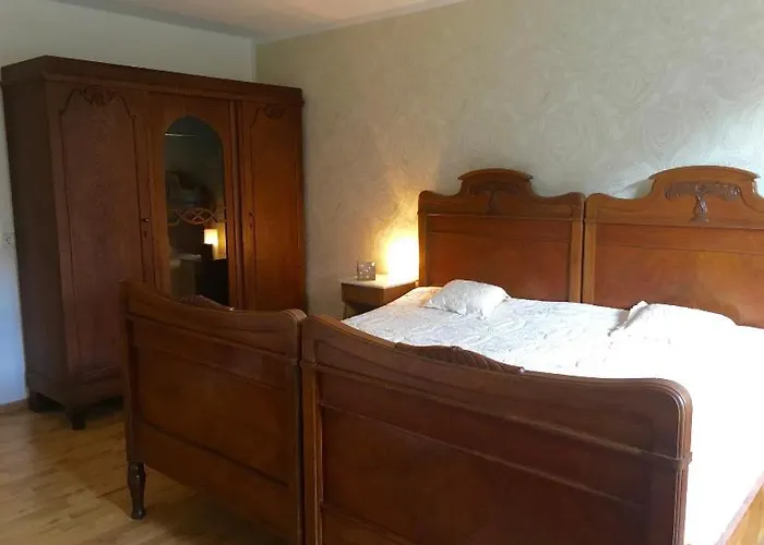 Elegante Mit Kaminofen Im Thueringer Wald Manebach